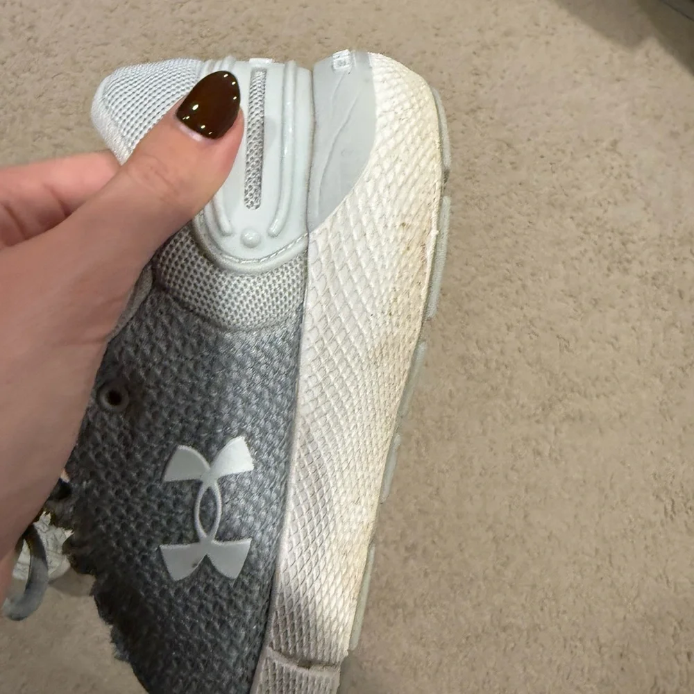 Under Armour Women's Light Gray Sneakers - Picture 5 of 7